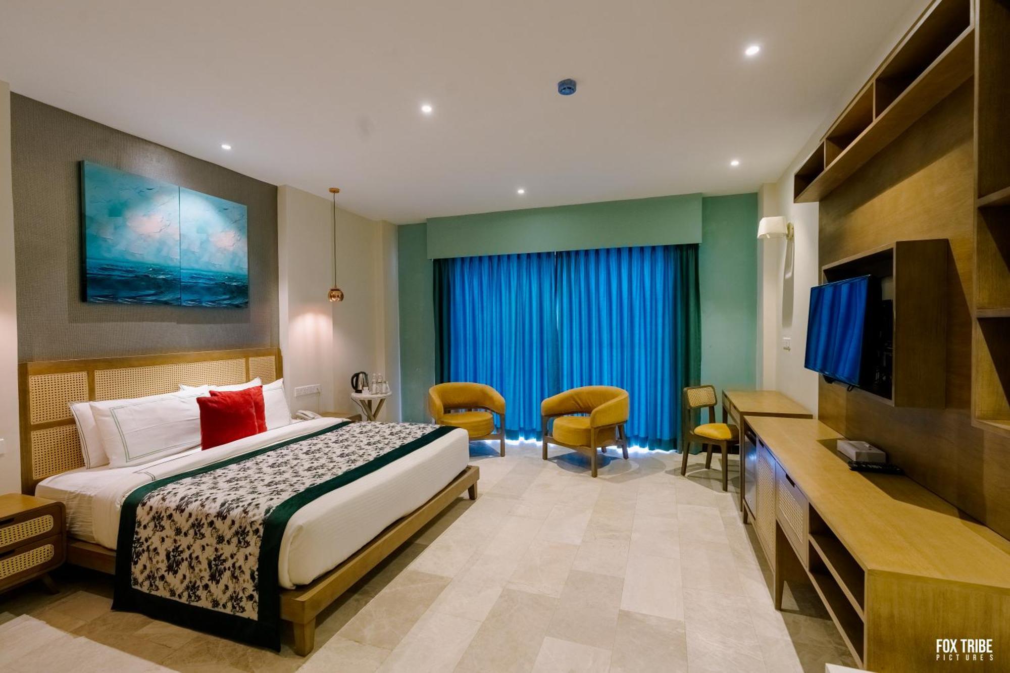 Earl'S Regent Negombo Hotel Exterior photo