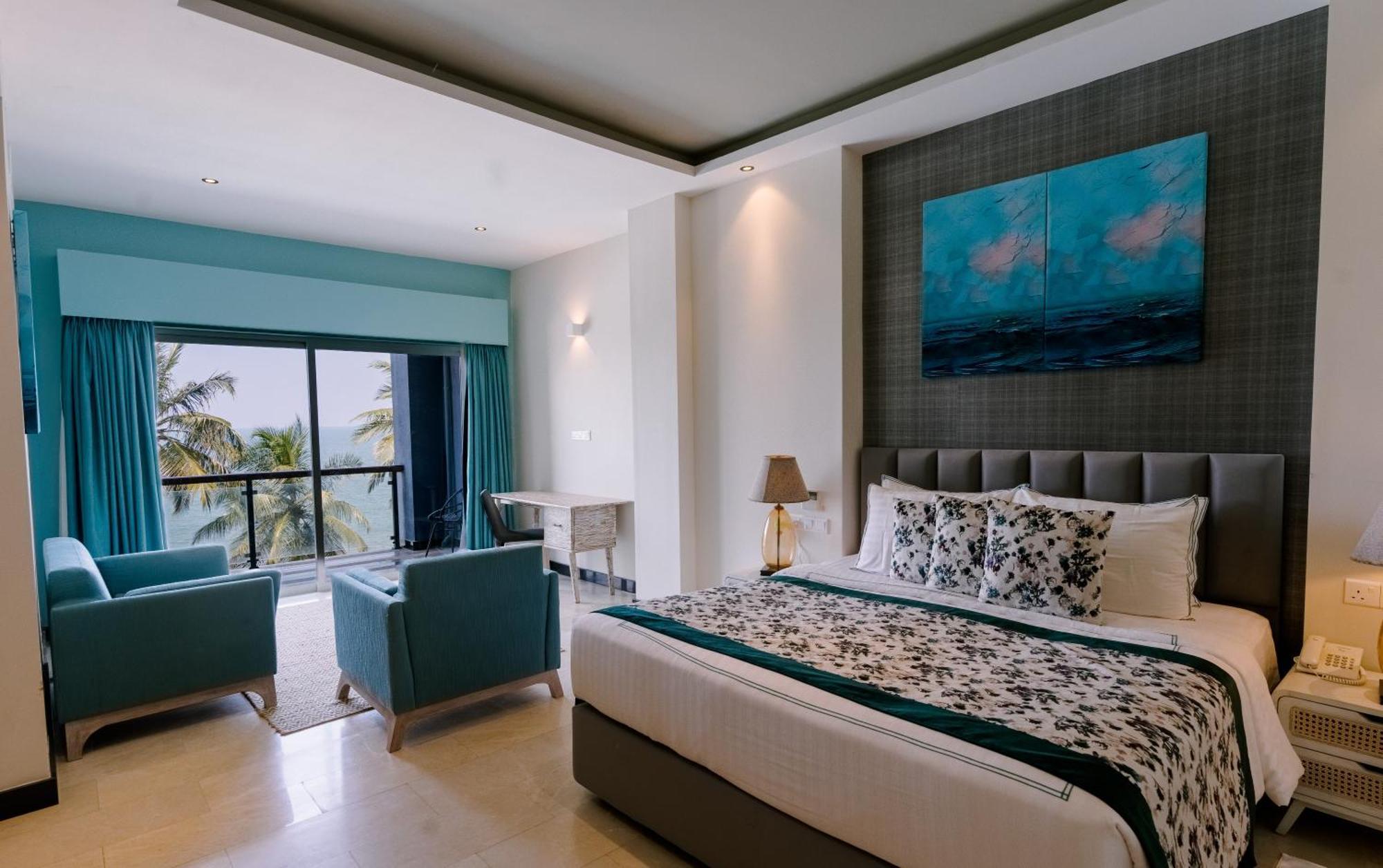 Earl'S Regent Negombo Hotel Exterior photo